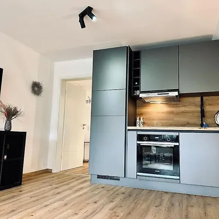 Moderne Zweifall * ستولبرغ